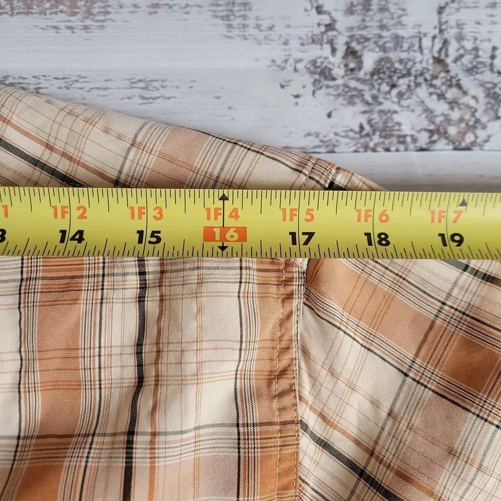 The North Face Shirt Mens M Brown Plaid Hiking Short Sleeve Seersucker Button Up